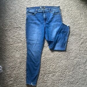 Kut from the Kloth Light Blue Denim Jeans